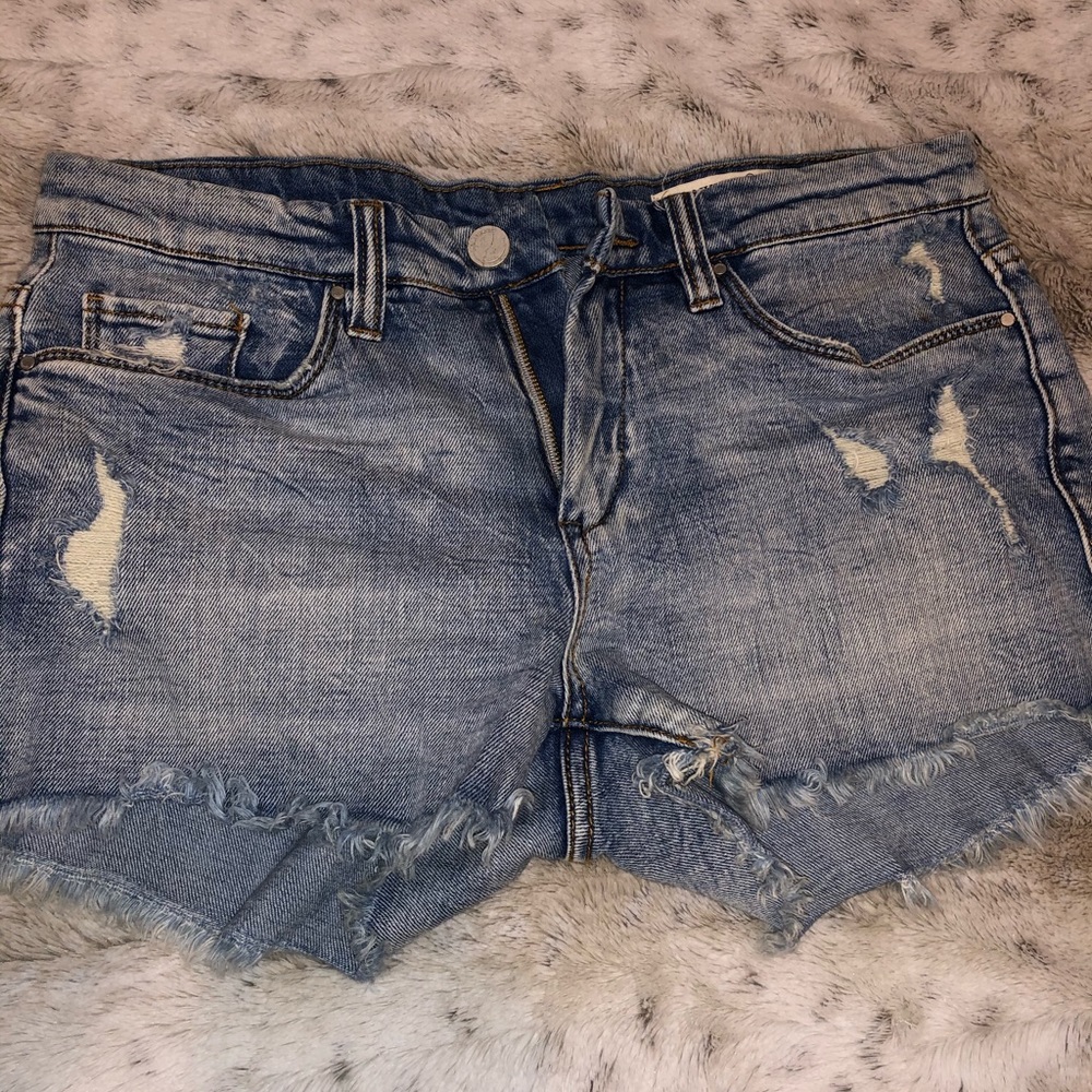 BLANK-NYC Hiker Blue Denim Shorts - Picture 2 of 7